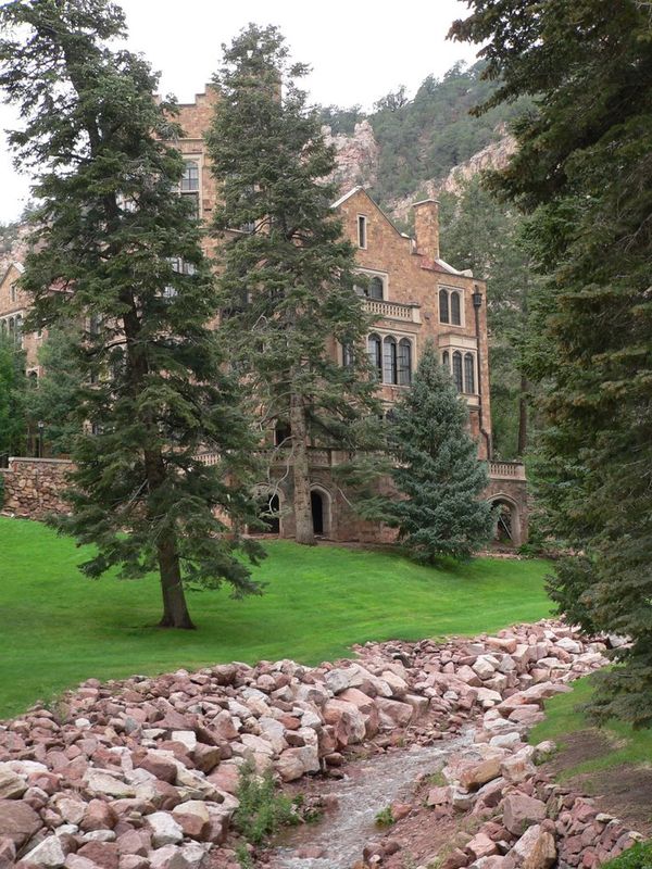 Glen Eyrie Castle